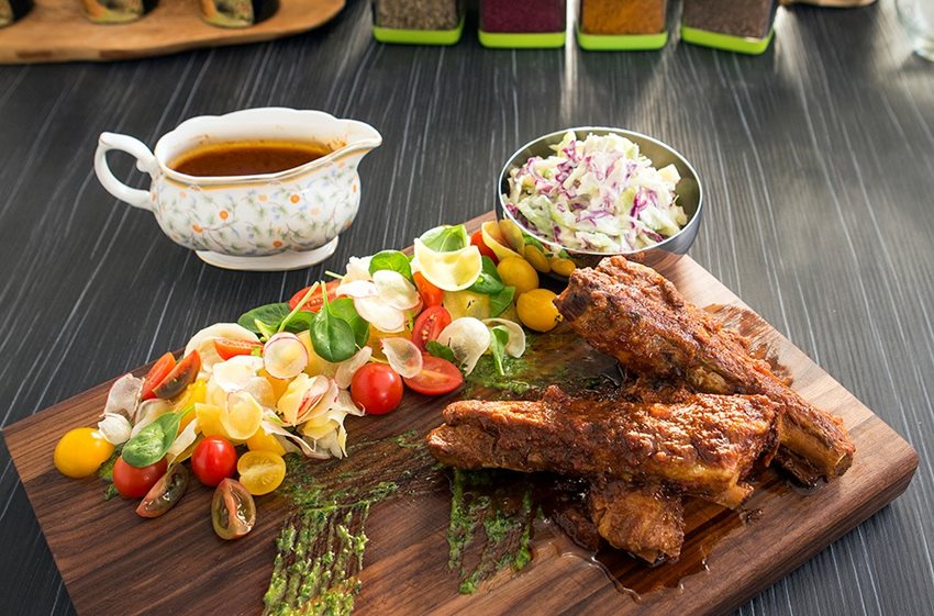 Costolette di maiale alla griglia Costolette di maiale alla griglia